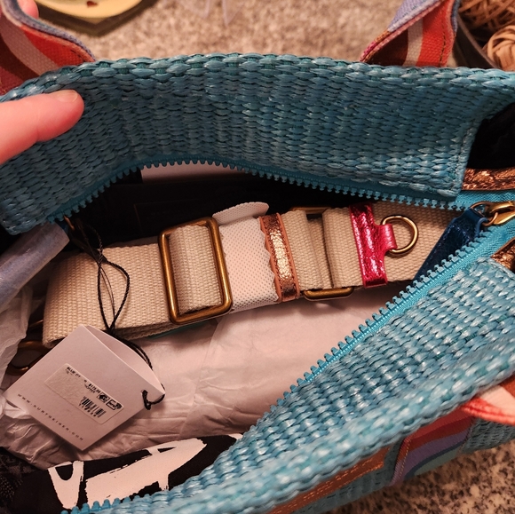 Kurt Geiger Small Southbank Tote/Crossbody - Picture 5 of 9